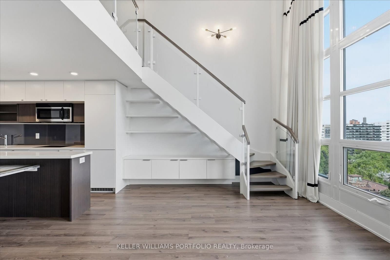 111 St Clair Avenue W, Unit 932 thumbnail 16