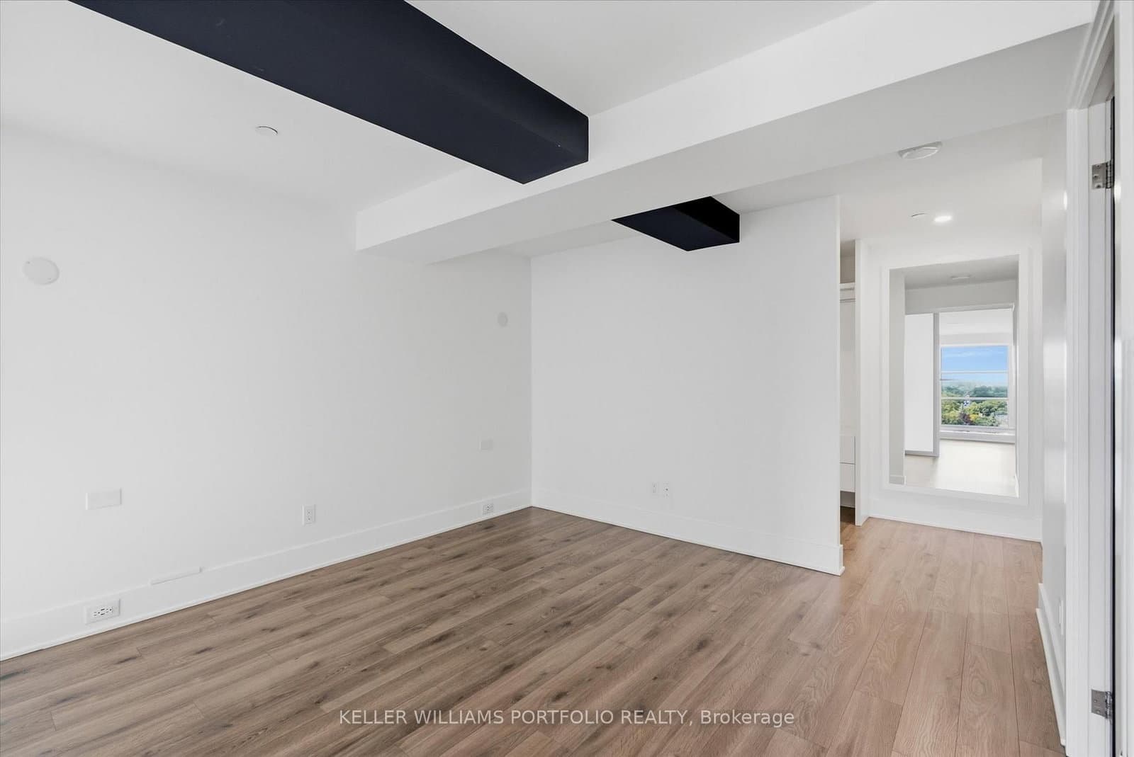 111 St Clair Avenue W, Unit 932 thumbnail 33
