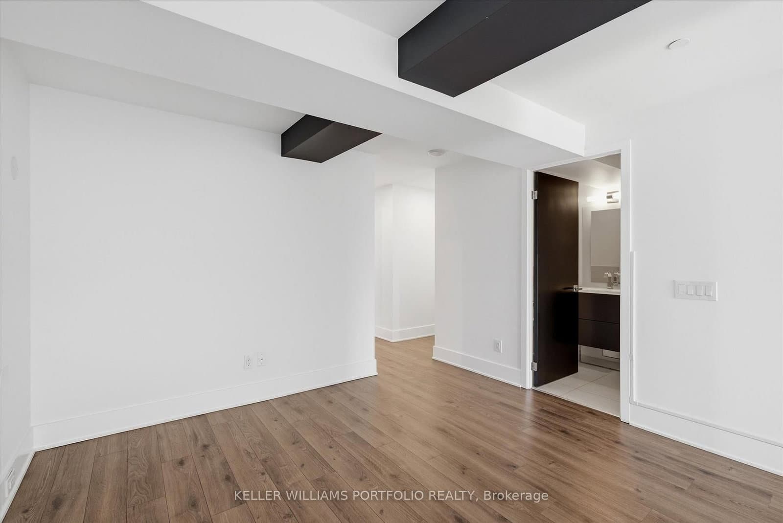 111 St Clair Avenue W, Unit 932 thumbnail 35