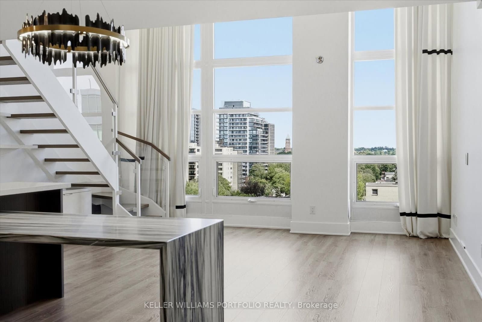 111 St Clair Avenue W, Unit 932 thumbnail 7
