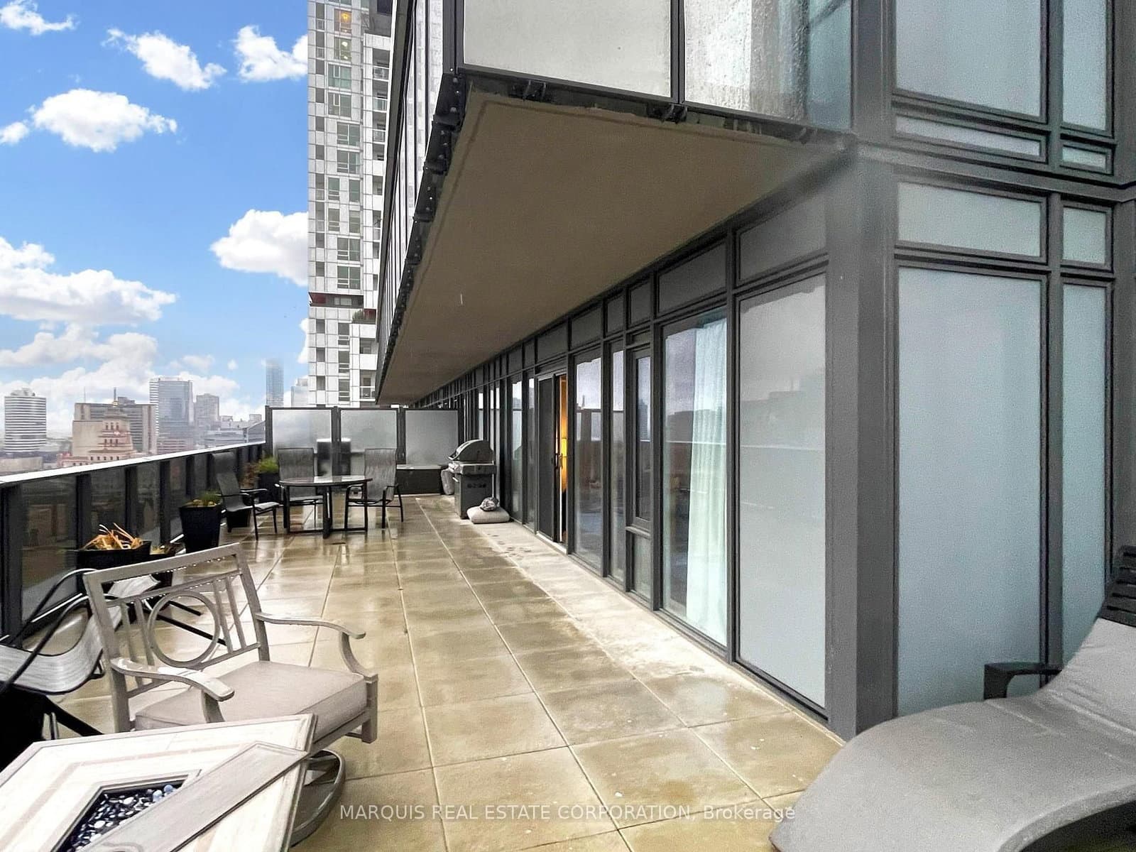 330 Richmond Street W, Unit 505 thumbnail 16