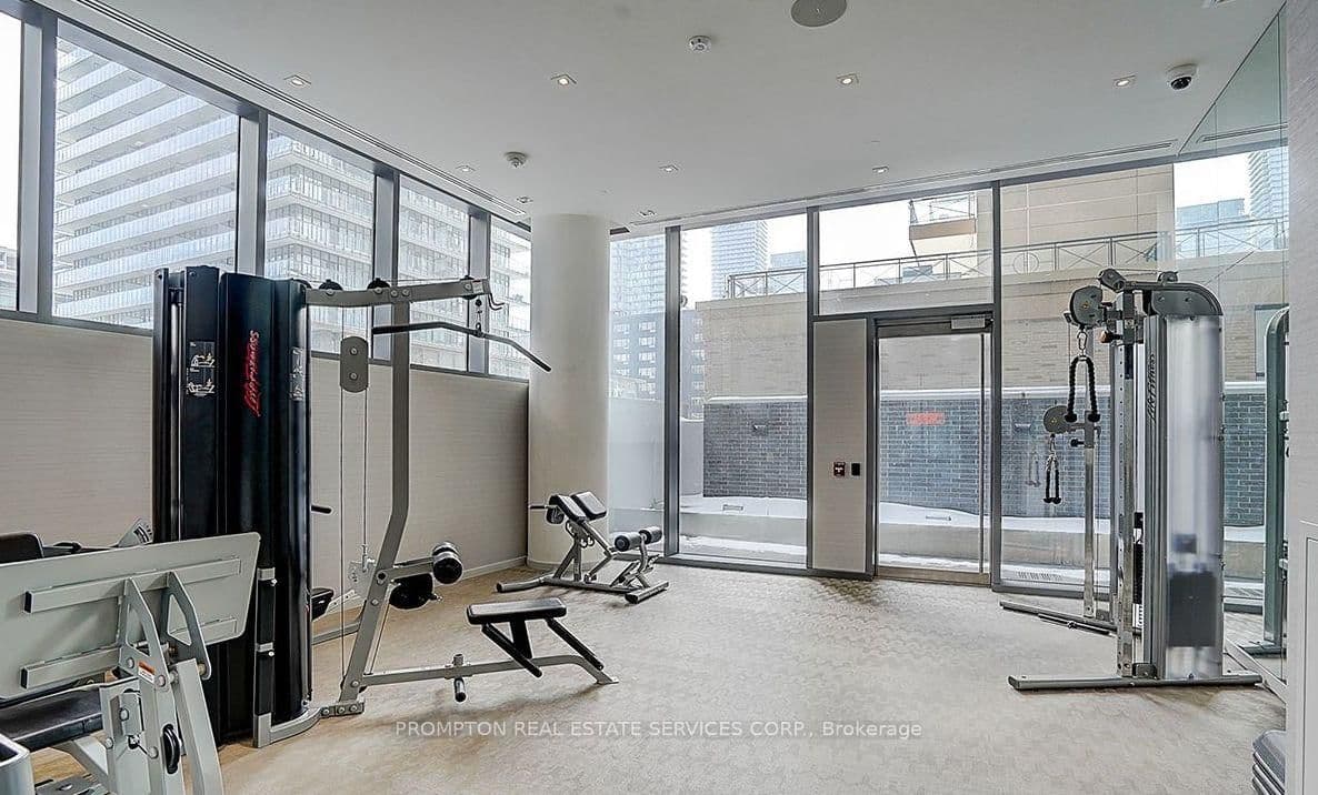 42 Charles Street E, Unit 607 thumbnail 32