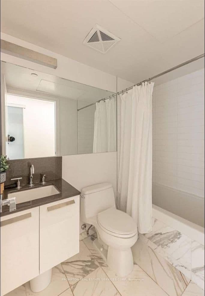42 Charles Street E, Unit 607 thumbnail 35