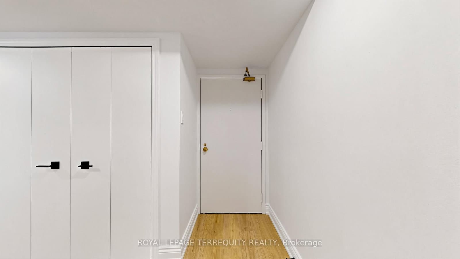 92 King Street E, Unit 220 thumbnail 26