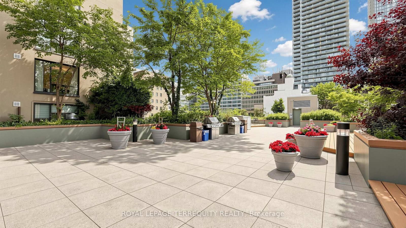 92 King Street E, Unit 220 thumbnail 34