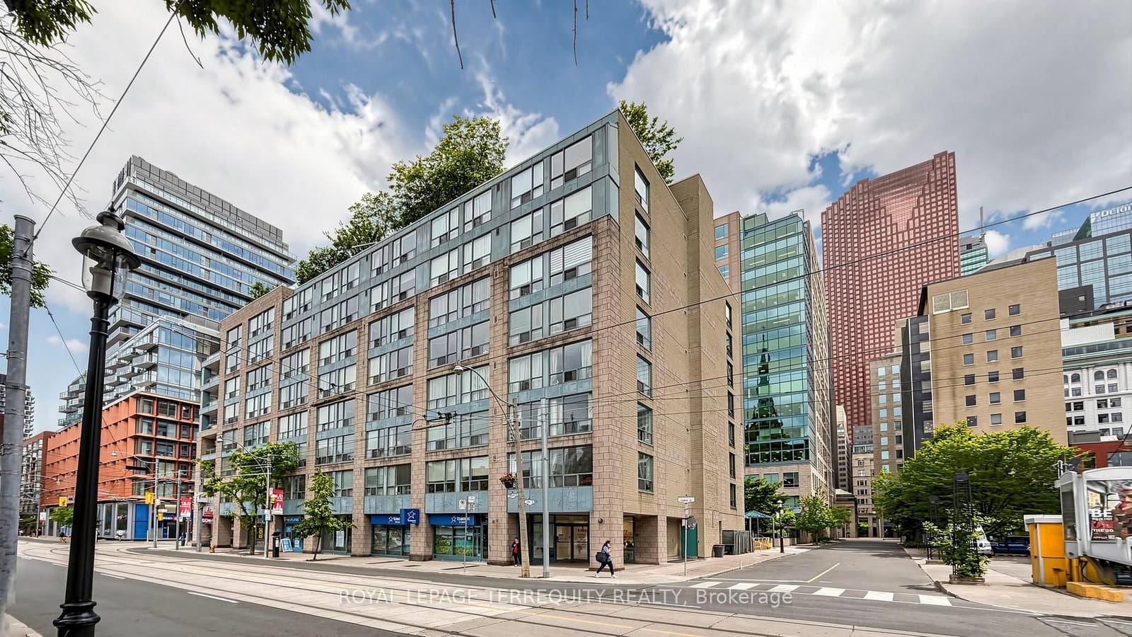 92 King Street E, Unit 220 thumbnail 41