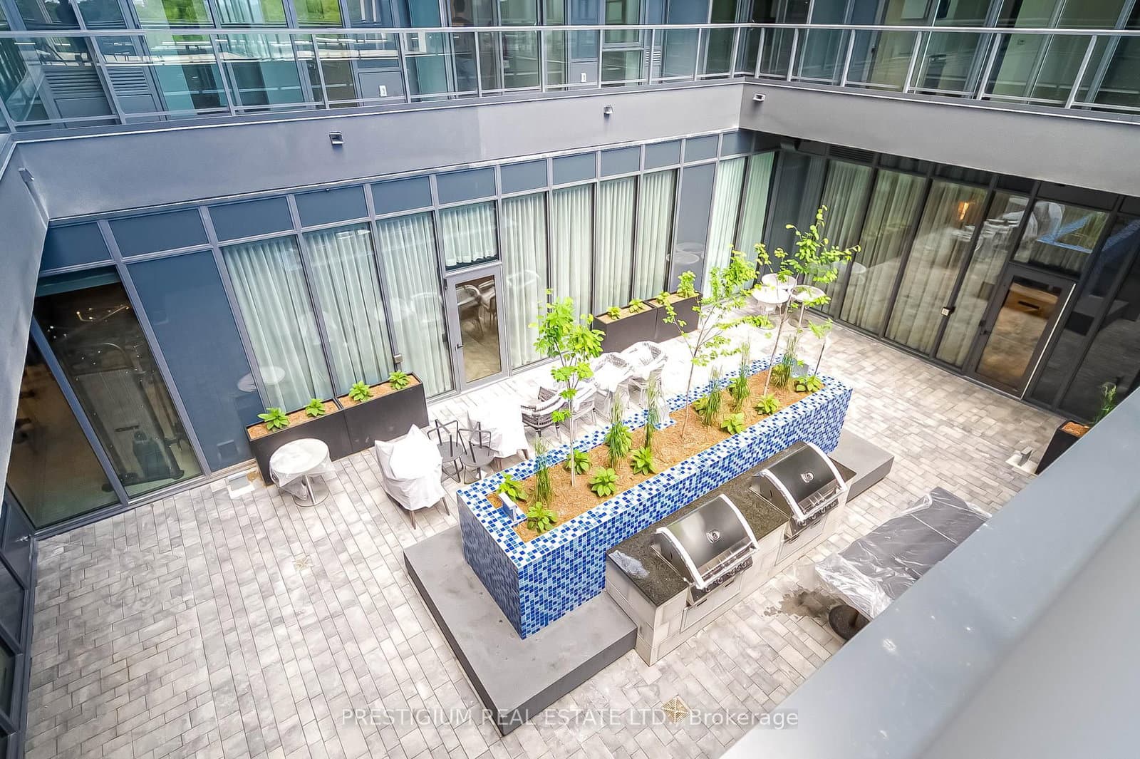 500 Dupont Street, Unit 303 thumbnail 28