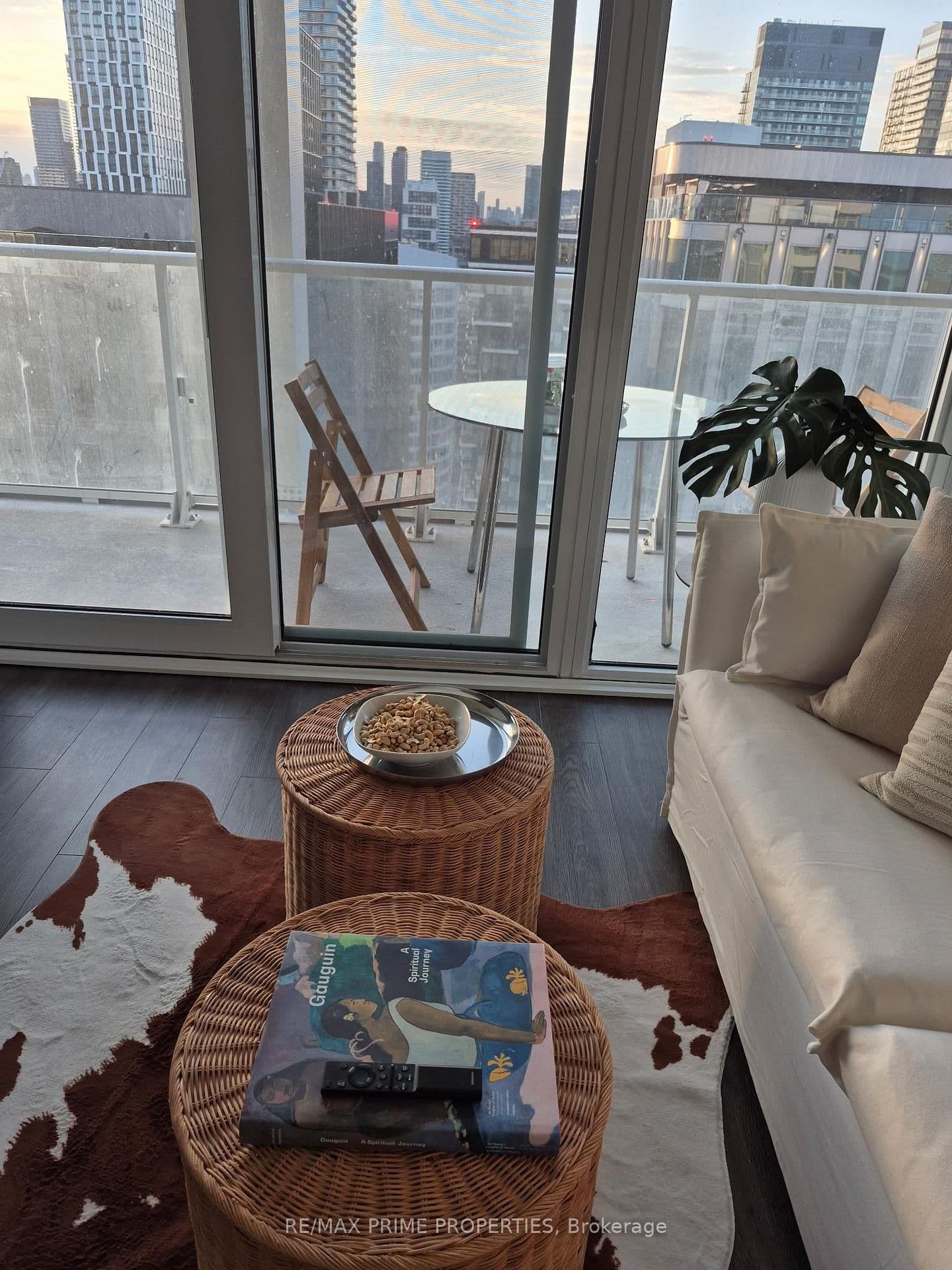 88 Queen Street E, Unit 3215 thumbnail 15