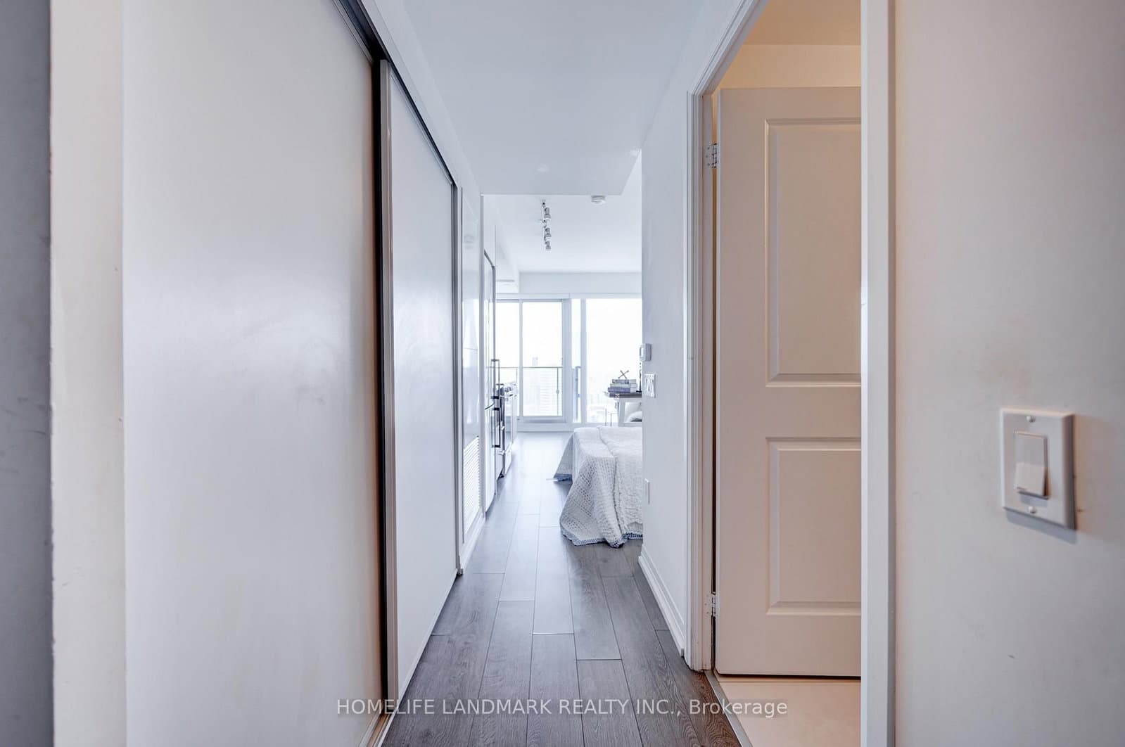 251 Jarvis Street, Unit 4307 thumbnail 6