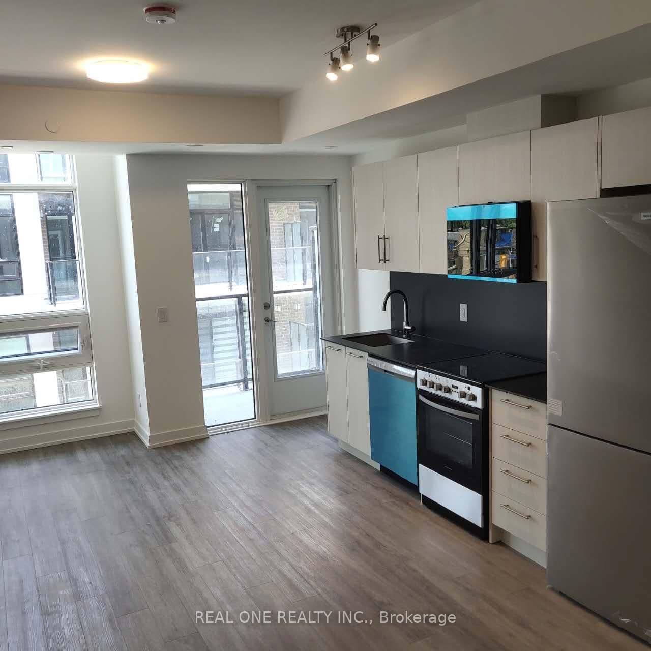 851 Sheppard Avenue W, Unit 13 thumbnail 3