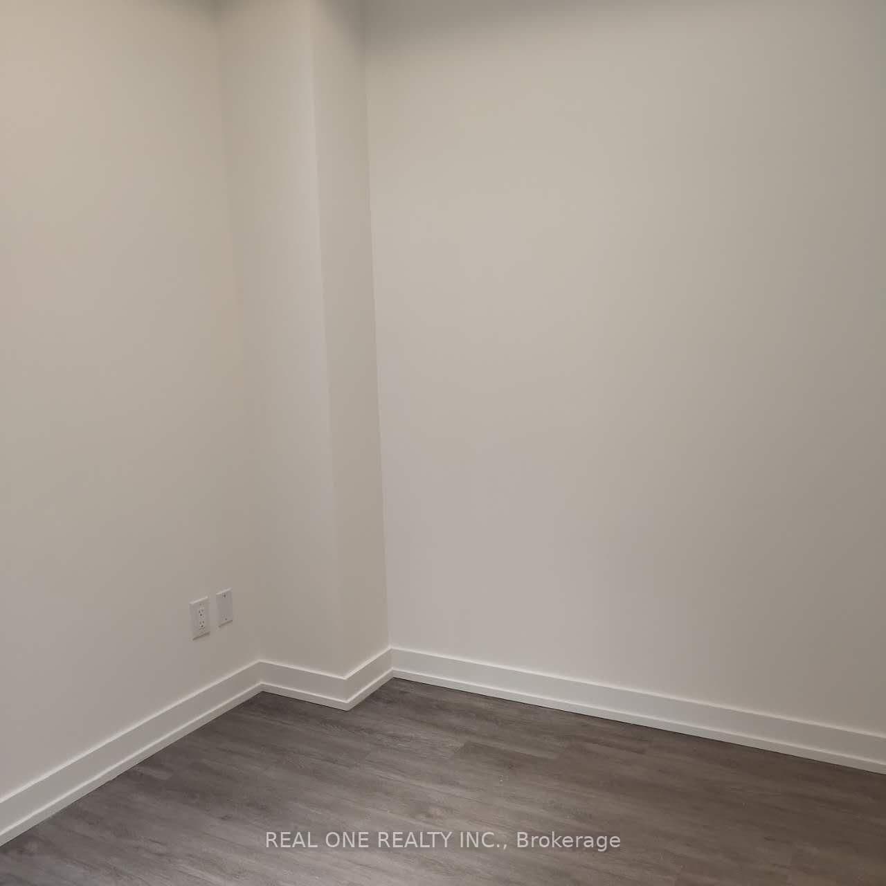 851 Sheppard Avenue W, Unit 13 thumbnail 9