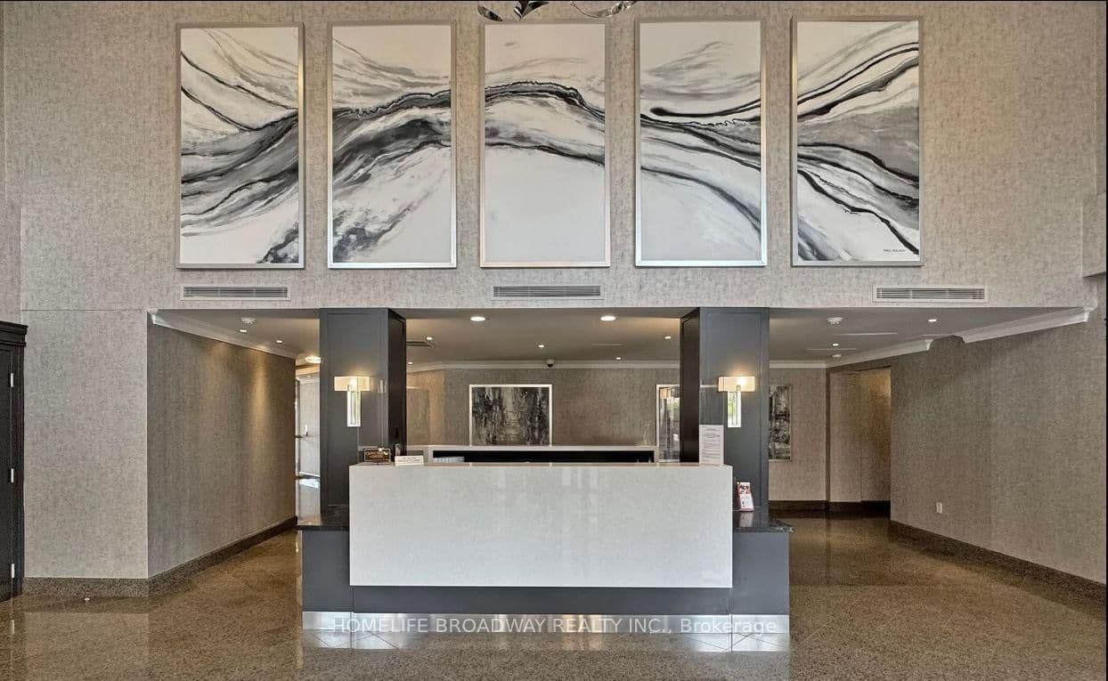 2 Clairtrell Road, Unit 315 thumbnail 2