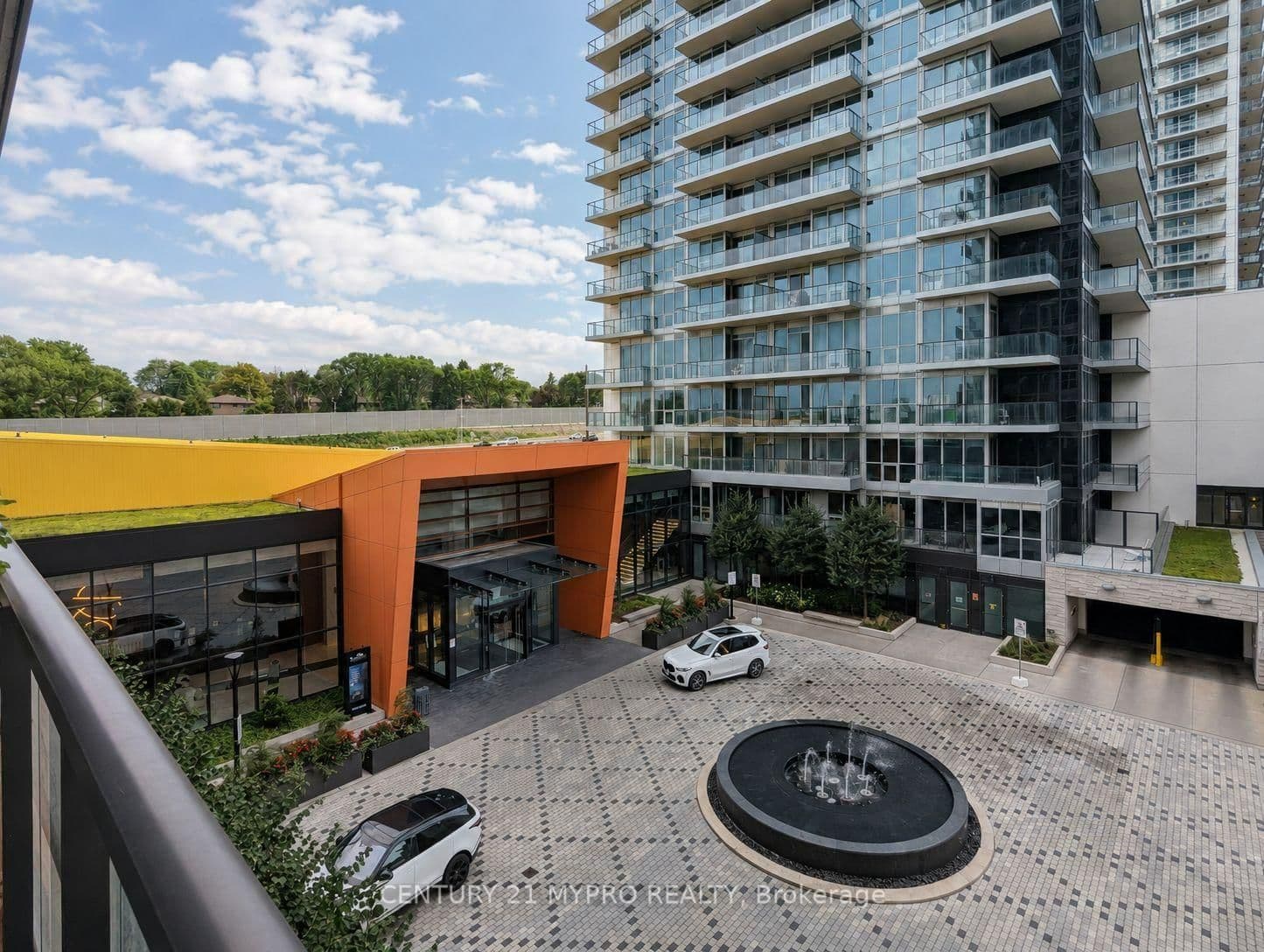95 Mcmahon Drive, Unit 506 thumbnail 19