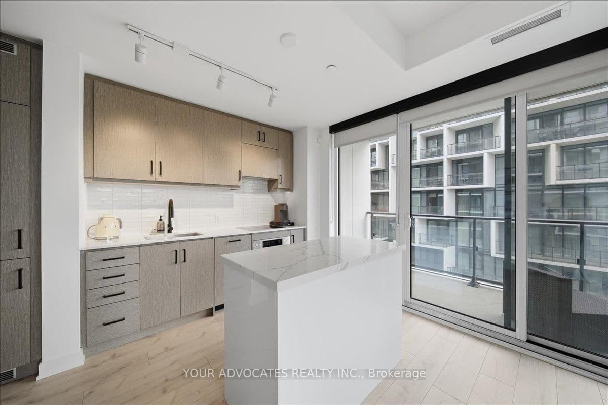 9 Tecumseth Street, Unit 902 thumbnail 9