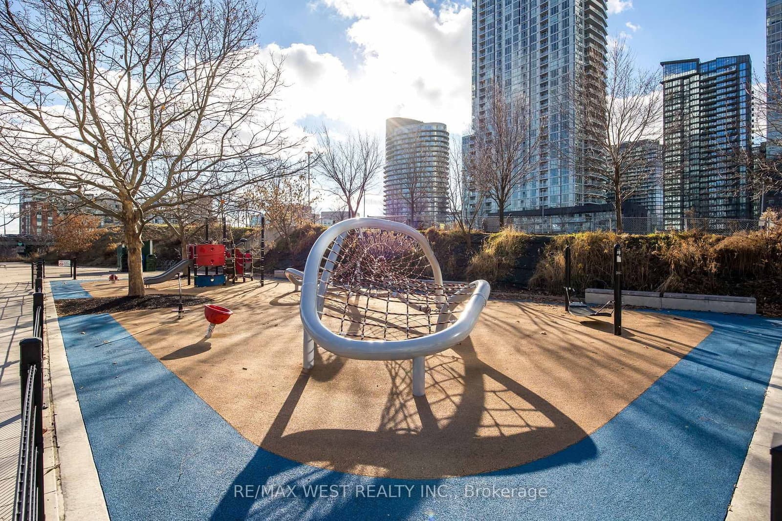 15 Iceboat Terrace, Unit 1106 thumbnail 19