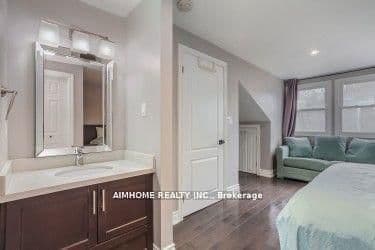 360 R Dundas Street E, Unit Ch#2 thumbnail 16