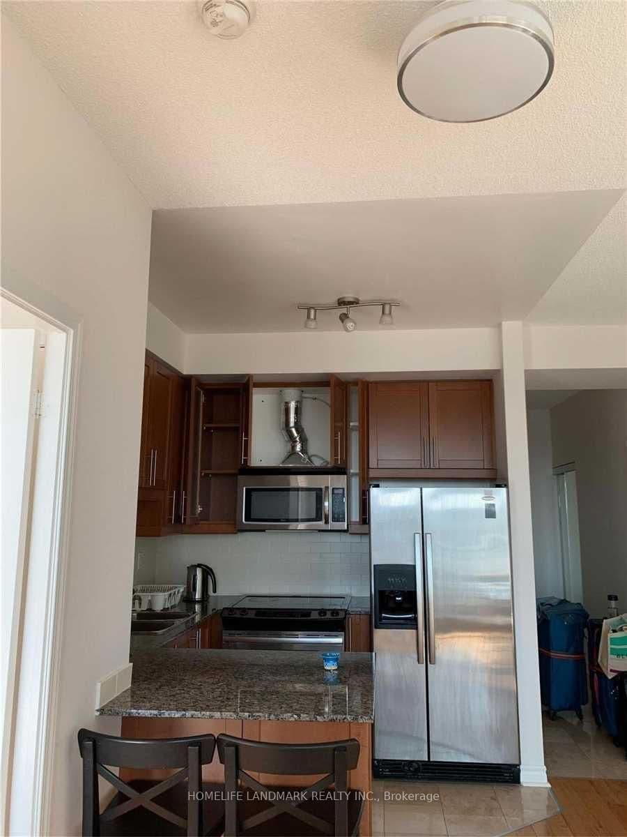 18 Holmes Avenue, Unit 702 thumbnail 6