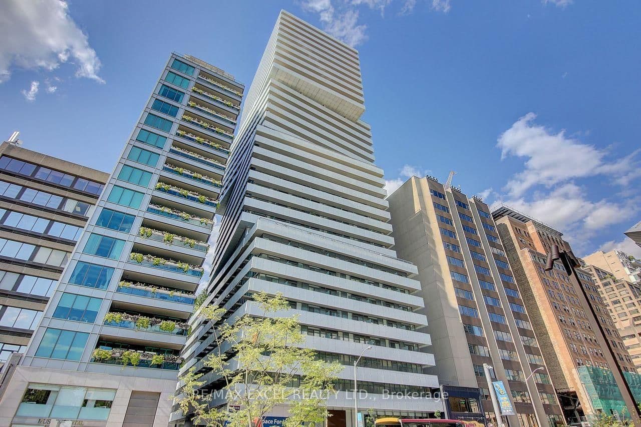 200 Bloor Street W, Unit 2201
