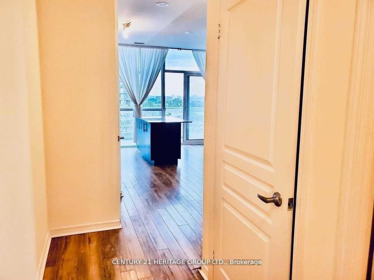 352 Front Street W, Unit 2314 thumbnail 6