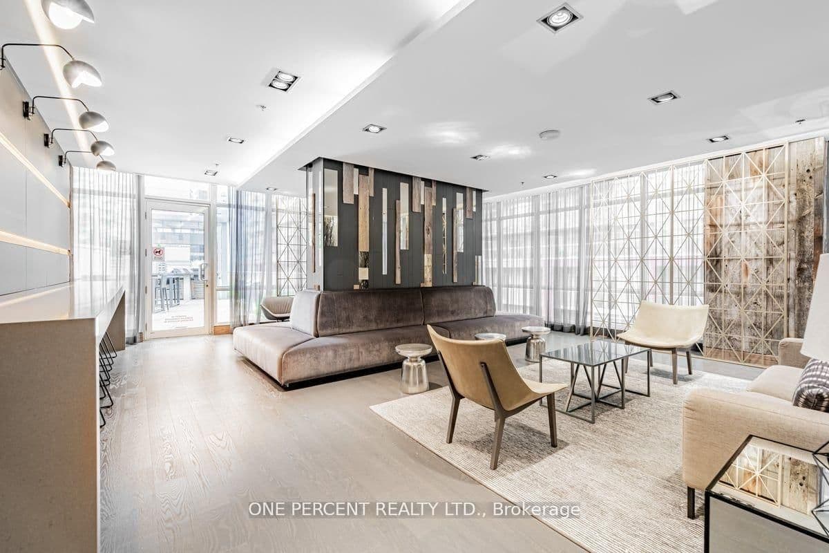 30 Nelson Street, Unit 426 thumbnail 18