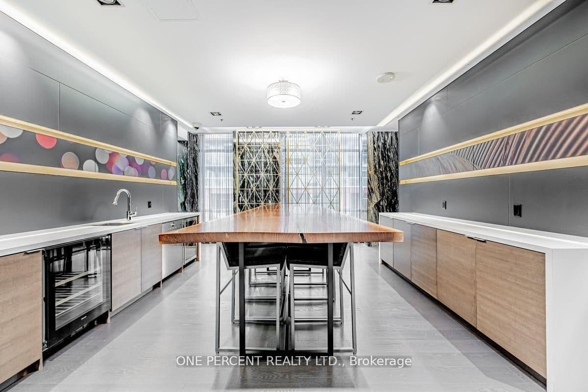 30 Nelson Street, Unit 426 thumbnail 19