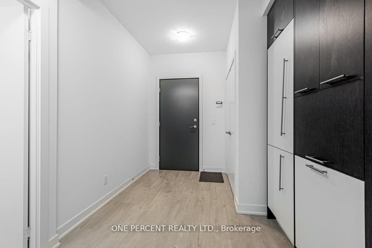 30 Nelson Street, Unit 426 thumbnail 2