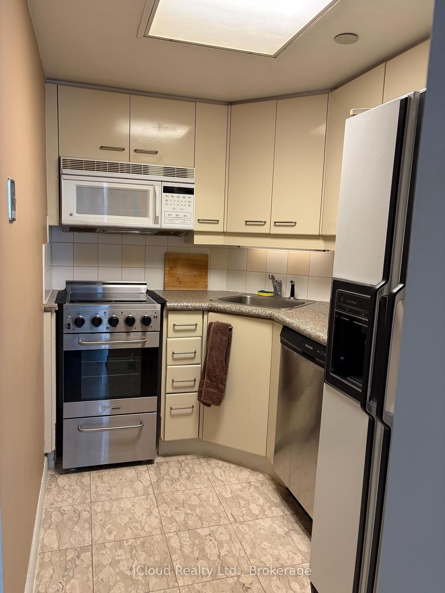 38 ELM Street, Unit 510 thumbnail 7