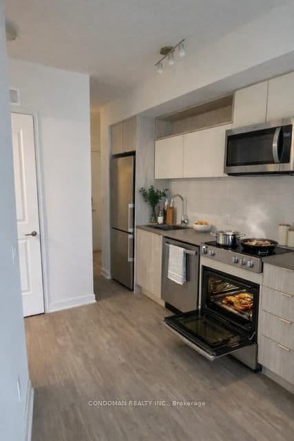 100 Dalhousie Street, Unit 2408 thumbnail 4