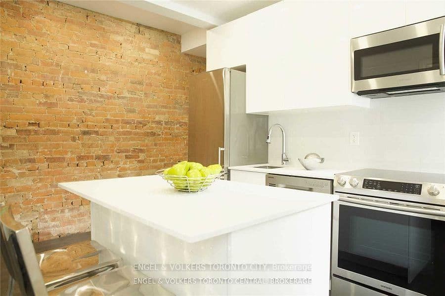 173 Carlton Street, Unit 2F thumbnail 6