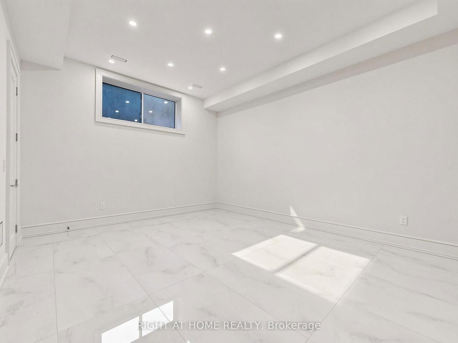 69 Centre Avenue thumbnail 28
