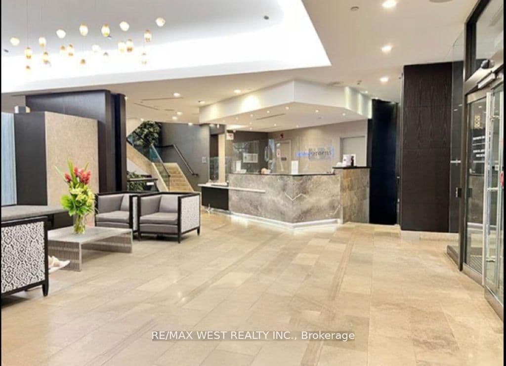 23 Sheppard Avenue E, Unit 2107 thumbnail 13