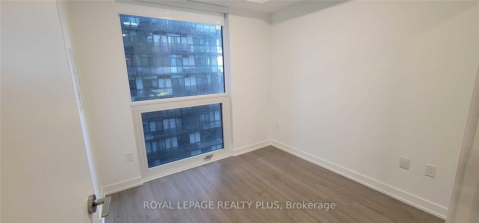 39 Roehampton Avenue E, Unit 1807 thumbnail 2