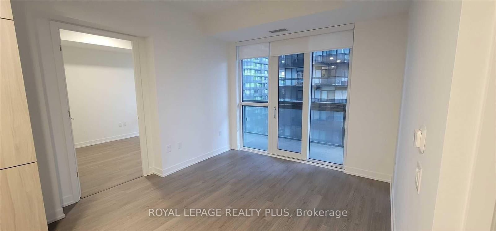 39 Roehampton Avenue E, Unit 1807 thumbnail 4