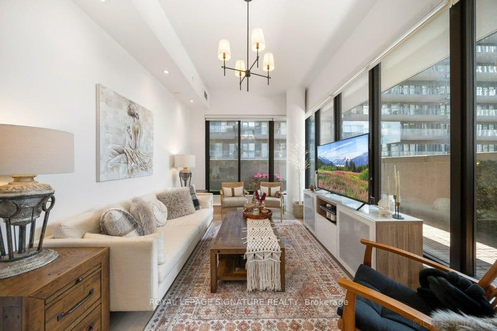 33 Frederick Todd Way, Unit 711 thumbnail 7