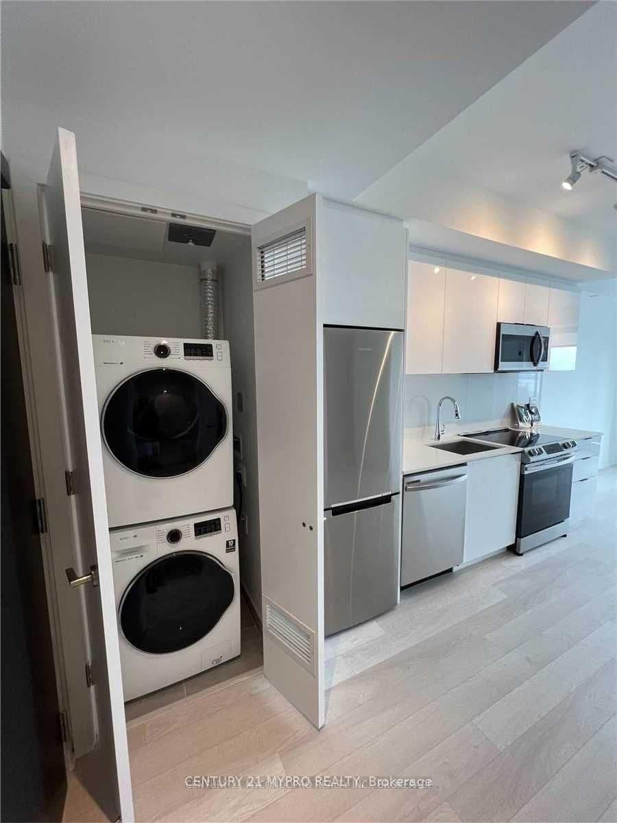 48 Power Street, Unit 1603 thumbnail 3