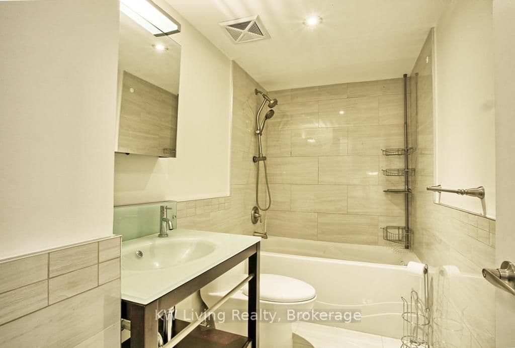 650 Sheppard Avenue E, Unit PH13 thumbnail 11