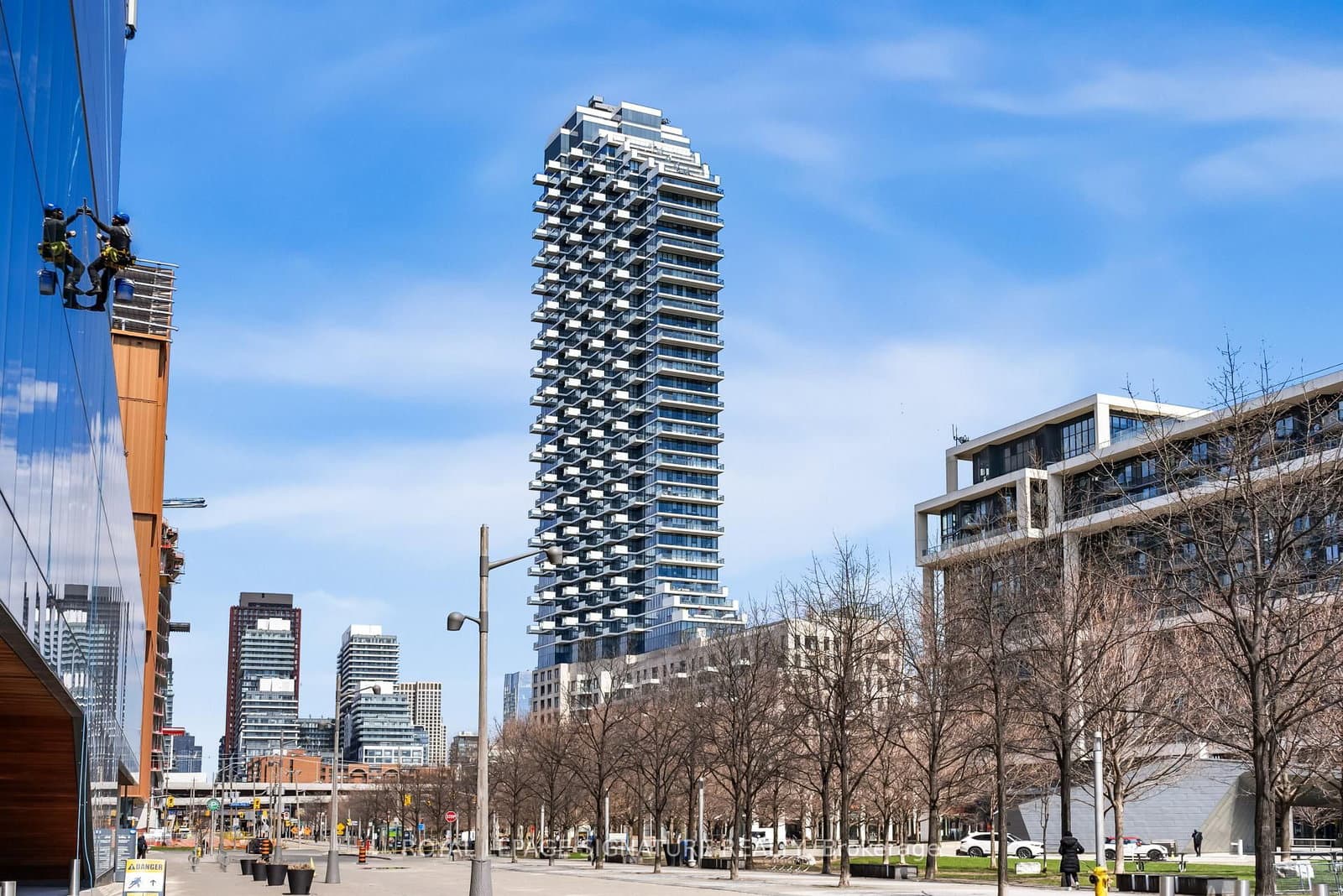 16 Bonnycastle Street, Unit 4304 thumbnail 49