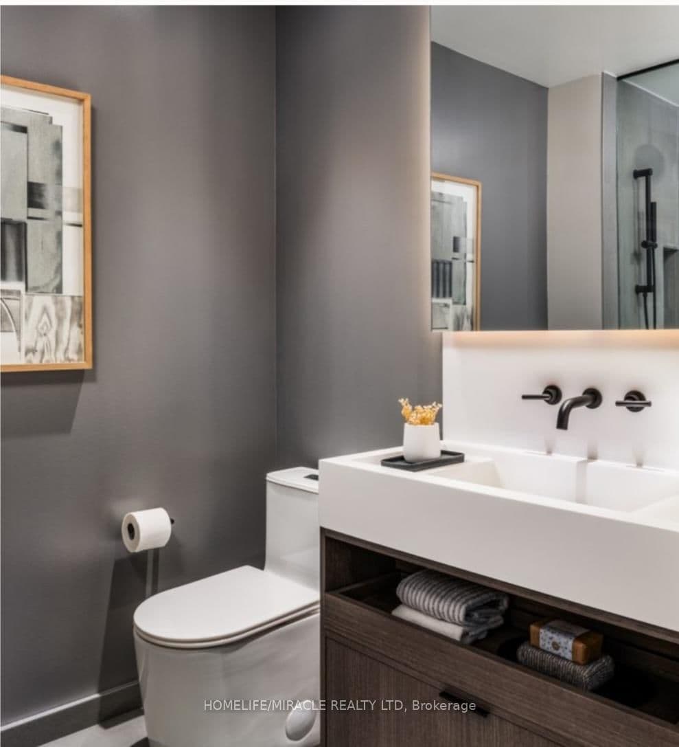 55 Charles Street E, Unit 3505 thumbnail 11