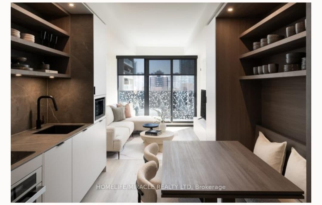 55 Charles Street E, Unit 3505 thumbnail 8