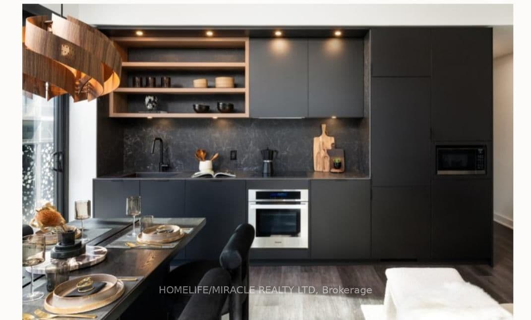 55 Charles Street E, Unit 3505 thumbnail 9