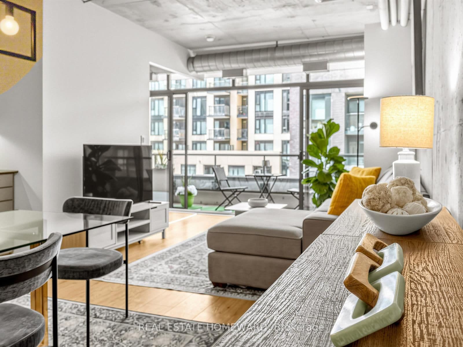533 Richmond Street W, Unit 706 thumbnail 8