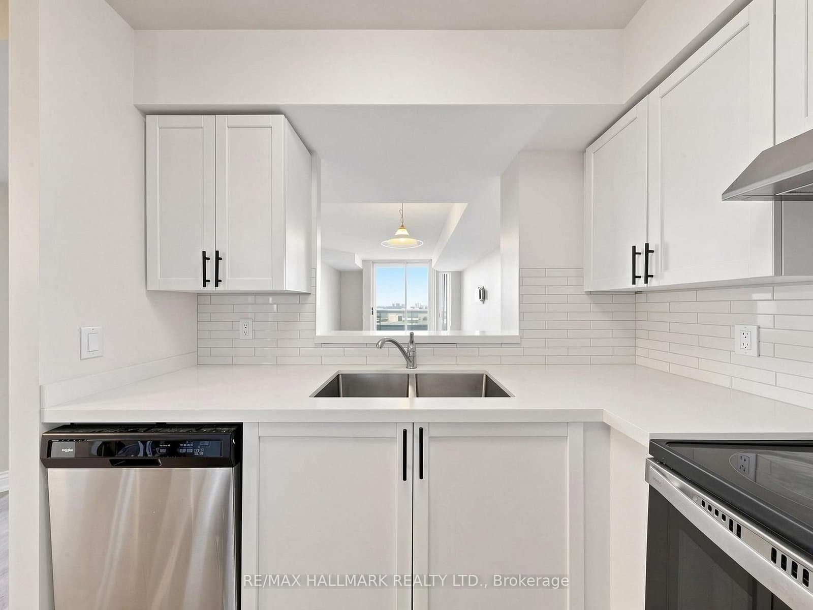 35 Finch Avenue E, Unit 1808 thumbnail 16