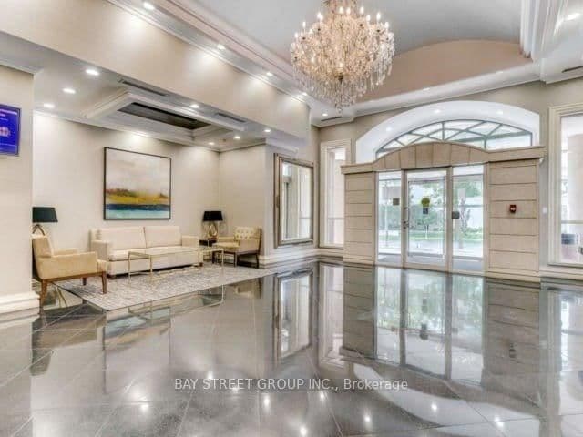 7 Lorraine Drive, Unit 1701 thumbnail 2
