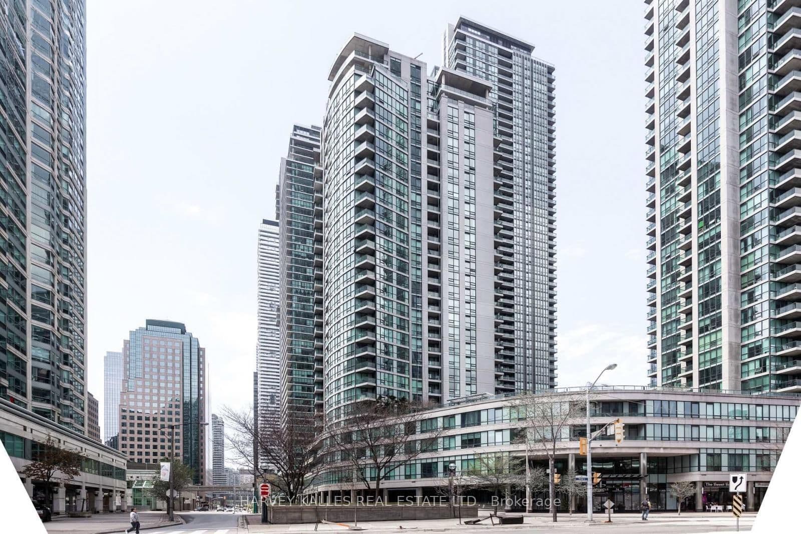 16 Yonge Street, Unit 3211 thumbnail 41