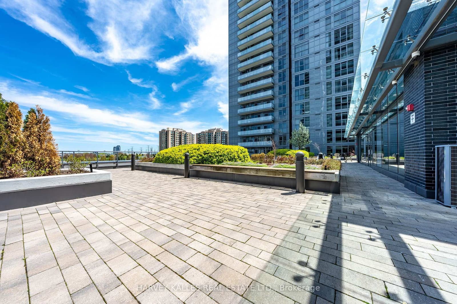 16 Yonge Street, Unit 3211 thumbnail 42