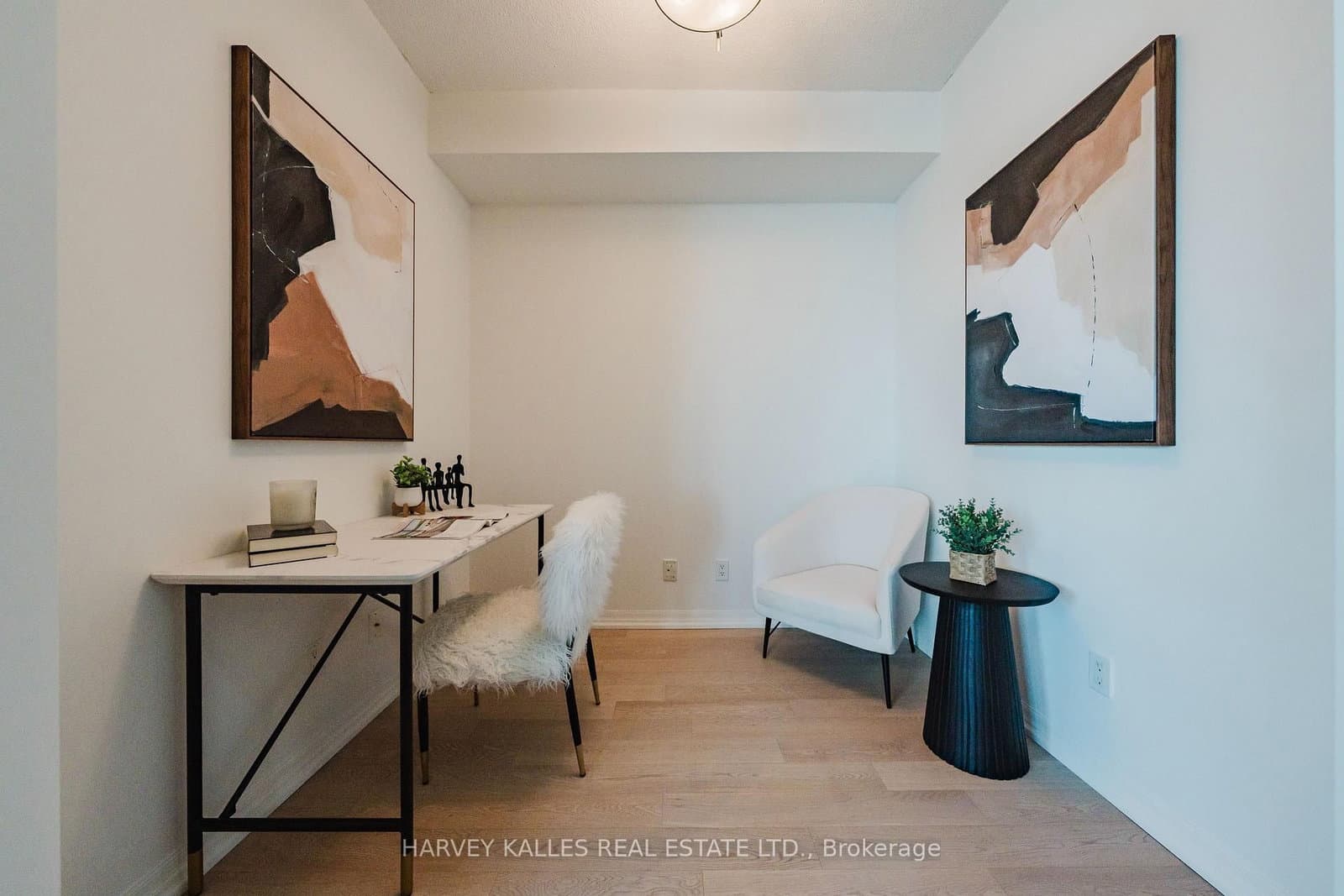 16 Yonge Street, Unit 3211 thumbnail 5