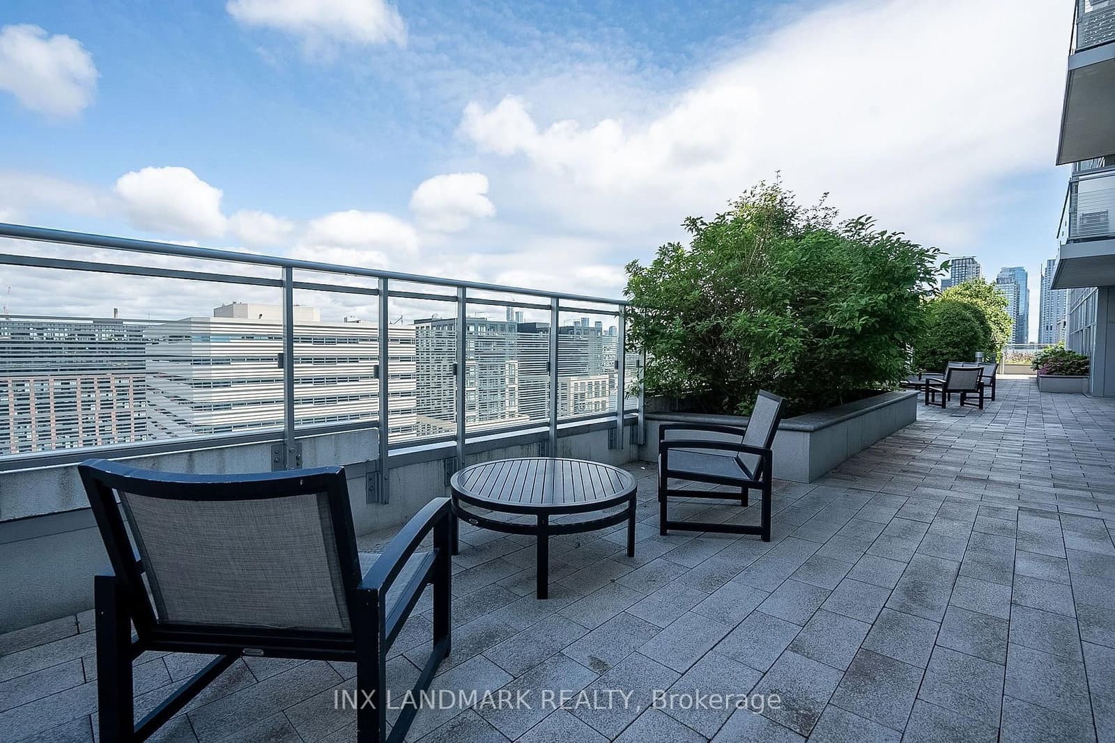 525 Adelaide Street W, Unit Lph31 thumbnail 11