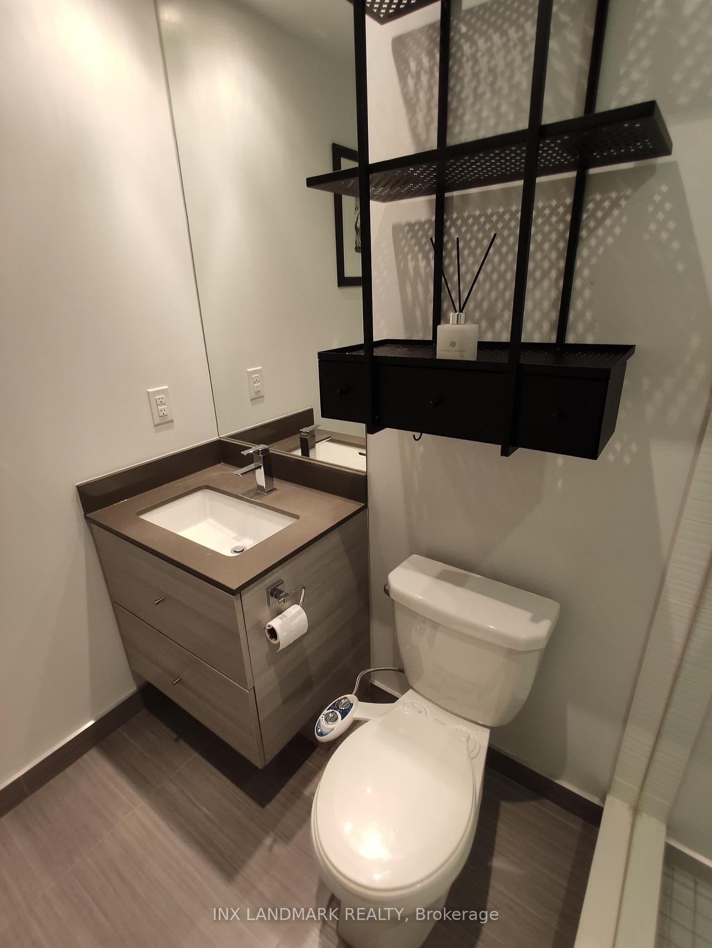 525 Adelaide Street W, Unit Lph31 thumbnail 20