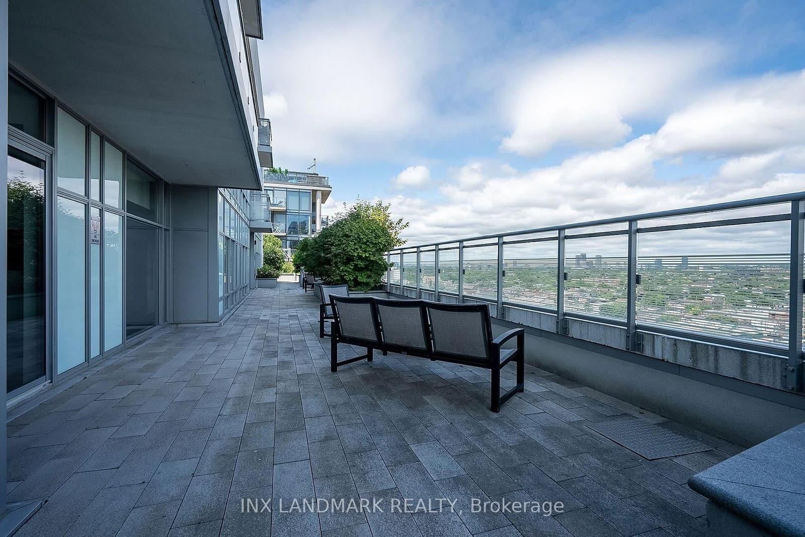 525 Adelaide Street W, Unit Lph31 thumbnail 5