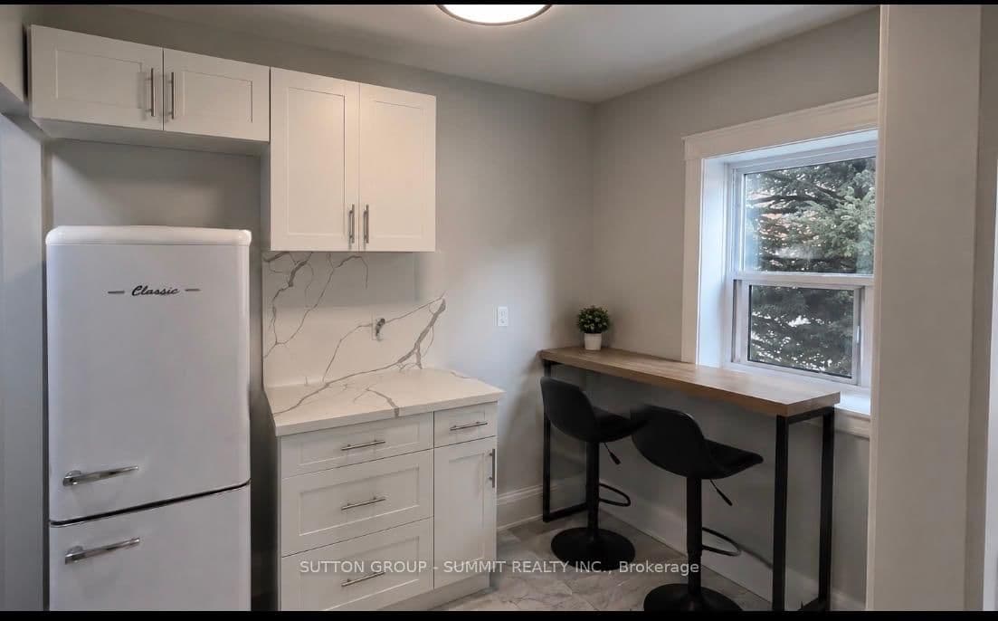 98 VAUGHAN Road, Unit 302 thumbnail 5